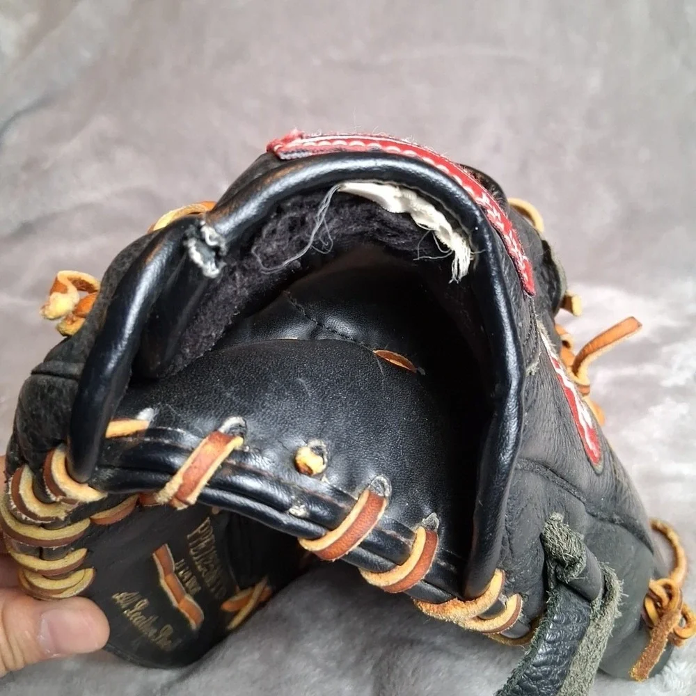 Rawlings PPE1125MTB Baseball‎ Glove 11 1/4 Right Hand Throw Black
